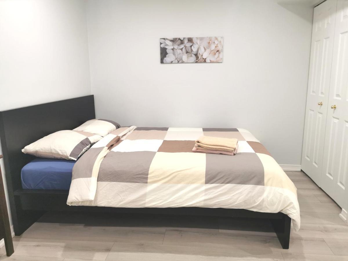 Perfect Location Comfort Private House Lower Level 2 Bedroom Unit ميسيسوجا المظهر الخارجي الصورة