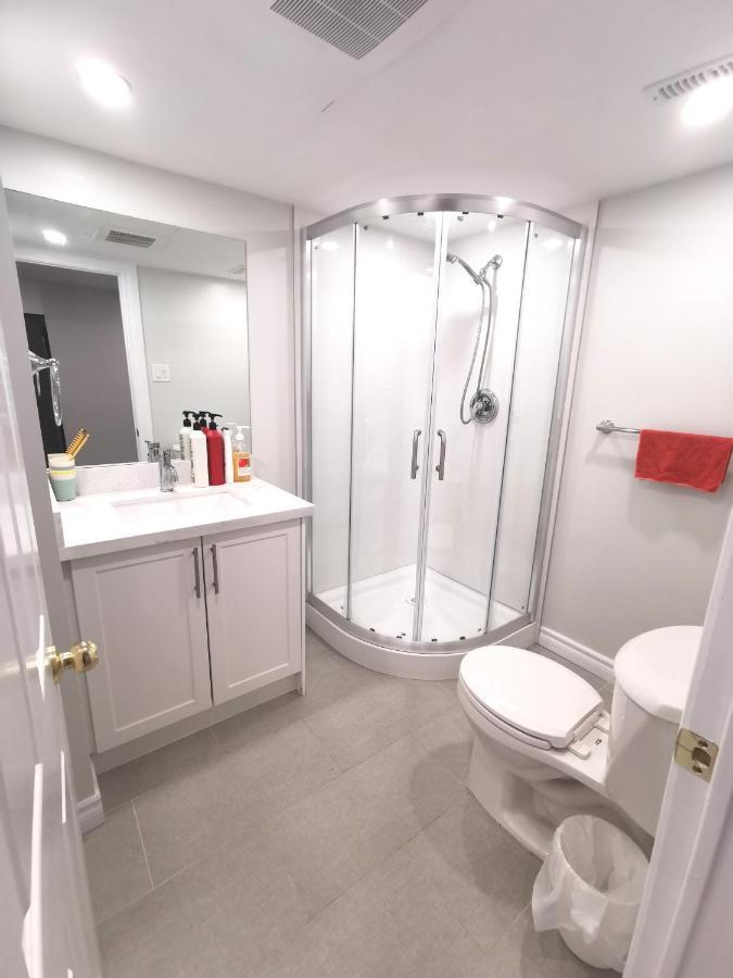 Perfect Location Comfort Private House Lower Level 2 Bedroom Unit ميسيسوجا المظهر الخارجي الصورة