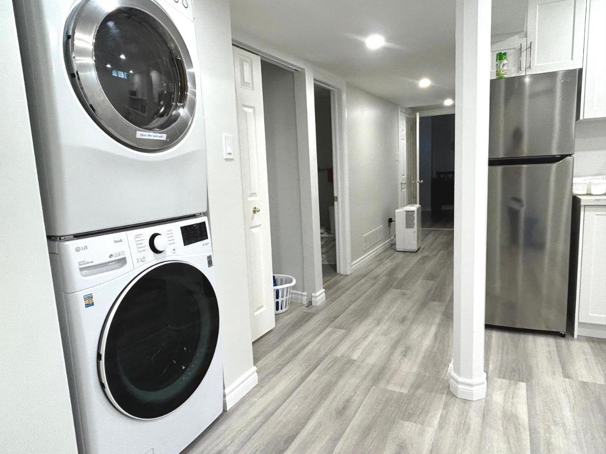 Perfect Location Comfort Private House Lower Level 2 Bedroom Unit ميسيسوجا المظهر الخارجي الصورة